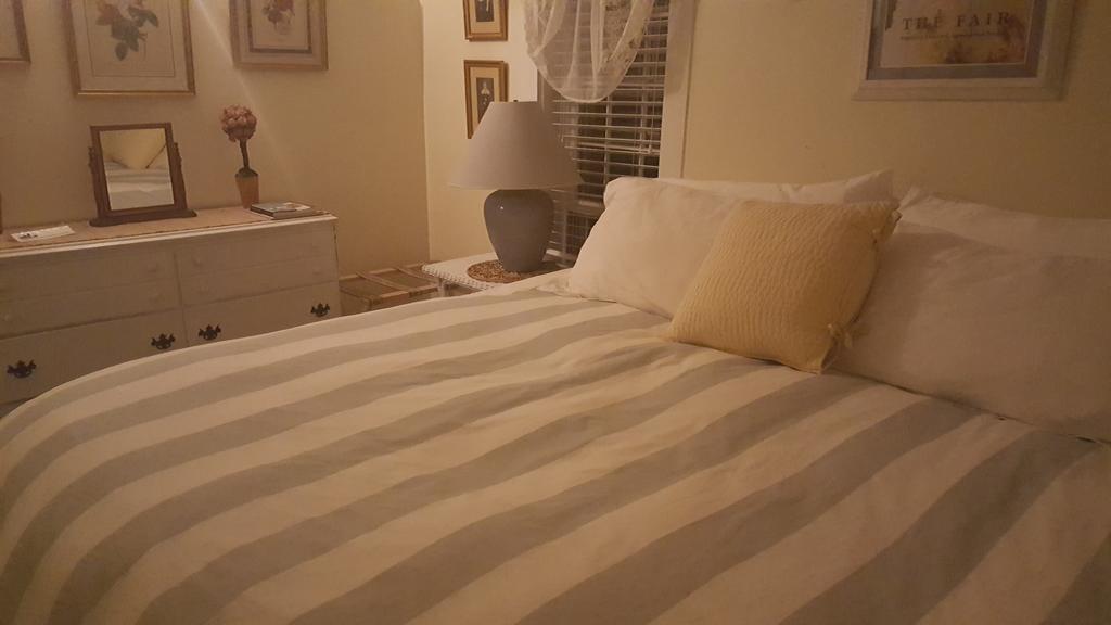 The 1720 House Bed & Breakfast Vineyard Haven Exterior photo